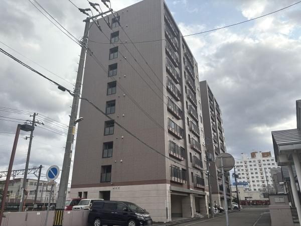 3LDK Apartment for Sale in Hassamu, Sapporo - Thumbnail 2
