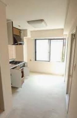 日神パレス青梅 2K Apartment for Sale in Ome, Tokyo - Thumbnail 3