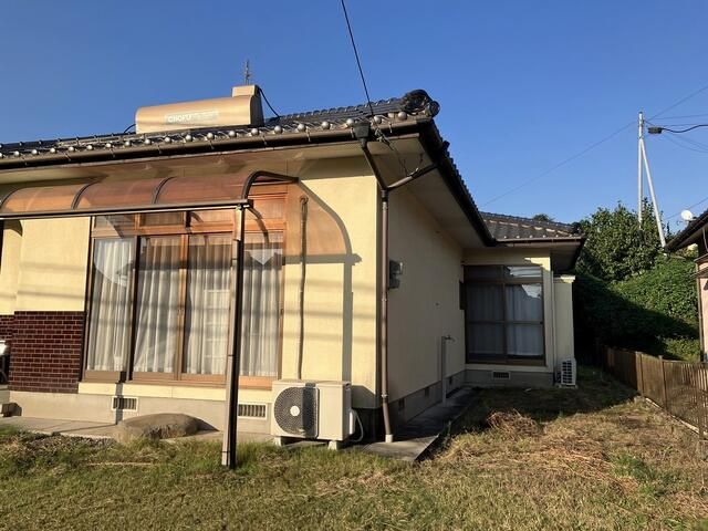 1990 3DK Detached House on 441 sqm Land in Kumamoto's Ueki - Thumbnail 3