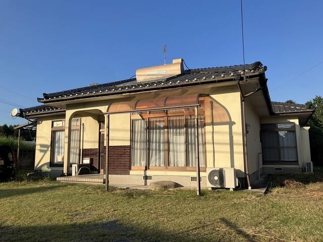 1990 3DK Detached House on 441 sqm Land in Kumamoto's Ueki - Thumbnail 2