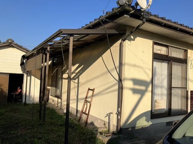 1990 3DK Detached House on 441 sqm Land in Kumamoto's Ueki - Image 1