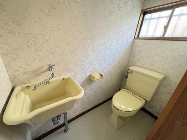 Used 5DK Detached House in Ome, Tokyo - 93.1 sqm - Thumbnail 4