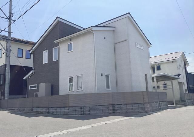 4LDK Detached House for Sale in Aizuwakamatsu, Fukushima - Thumbnail 2