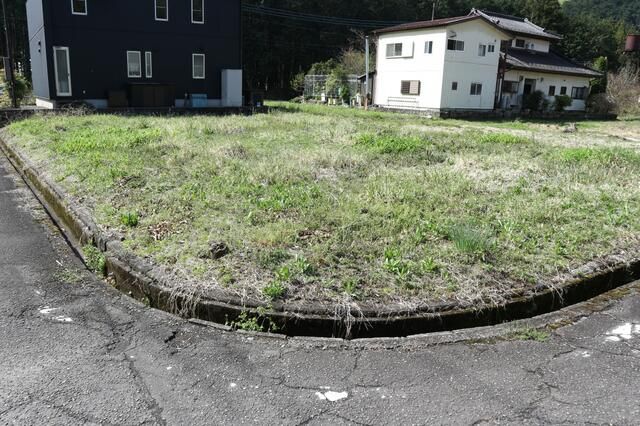 Land for Sale in Kanuma City, Tochigi - 228 sqm - Thumbnail 2