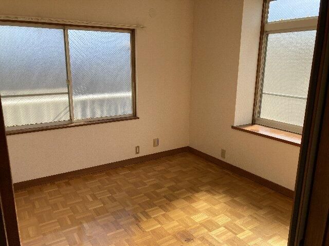 La Porte Ogura 2DK Apartment for Rent in Kashiwazaki, Niigata - Thumbnail 4