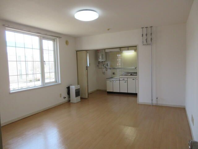 1K Apartment for Rent in Kita Ward, Sapporo - 26,000 Yen - Thumbnail 3