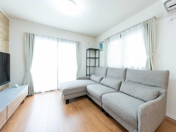Used 3LDK Detached House in Kunitachi, Tokyo - Thumbnail 2
