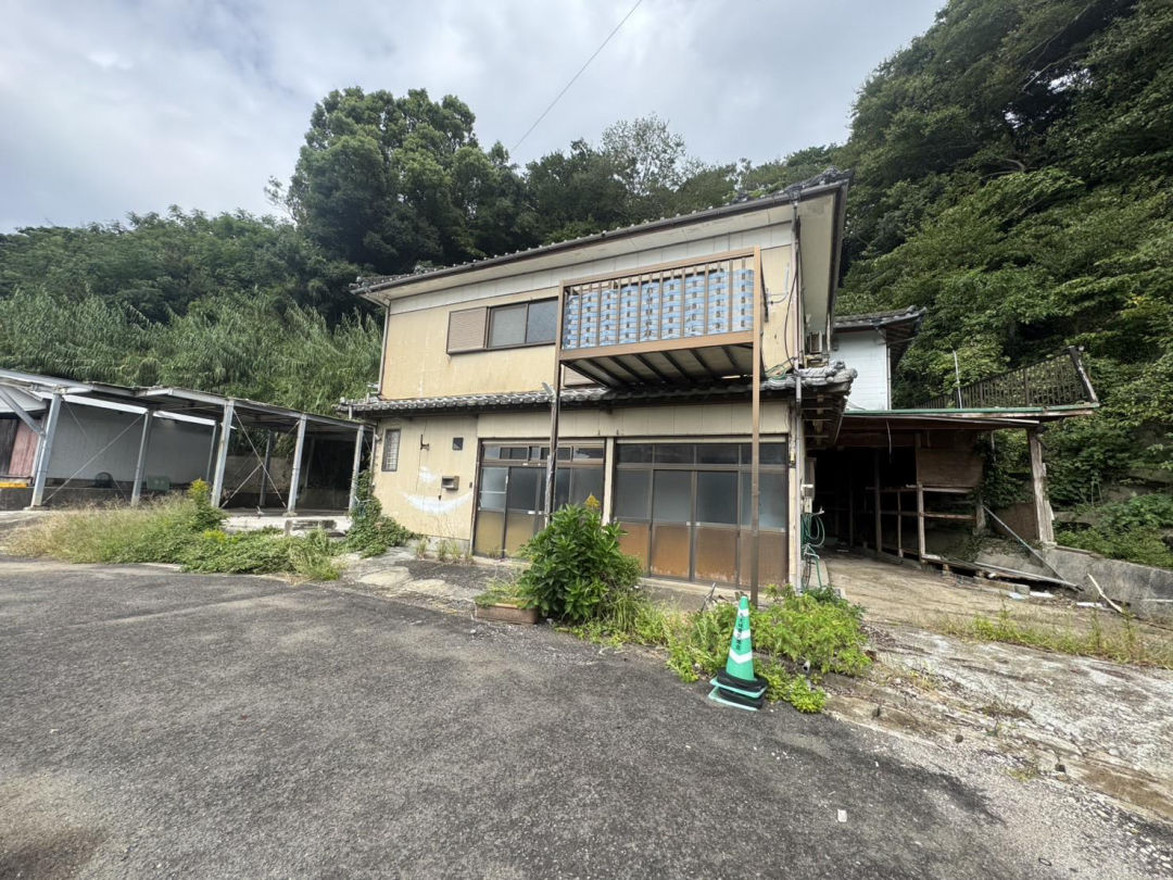 Spacious 5DK House in Nagasaki with Free Parking - Thumbnail 4