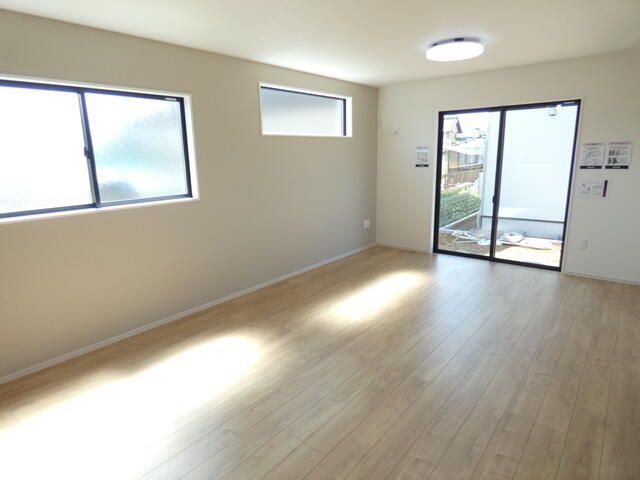 New 4LDK House for Sale in Takasaki, Gunma | 2025 Build - Thumbnail 2