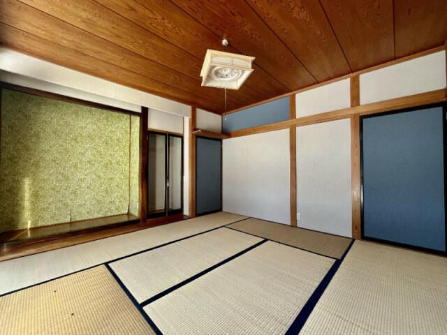 Used Detached House in Yonezawa, Yamagata - 5DK, 108.47 sqm - Thumbnail 4