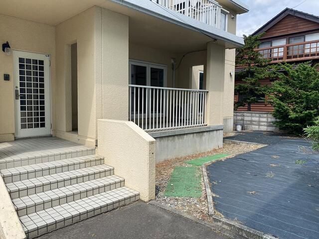 3LDK Detached House for Rent in Sapporo Chuo Ward - Thumbnail 2