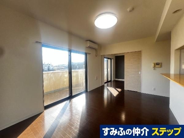 3LDK Apartment in Fuchu, Tokyo - Thumbnail 3