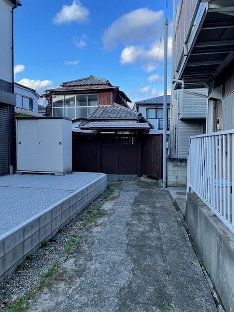 Land for Sale in Shinagawa, Tokyo - 175.66 sqm with Existing House - Thumbnail 2