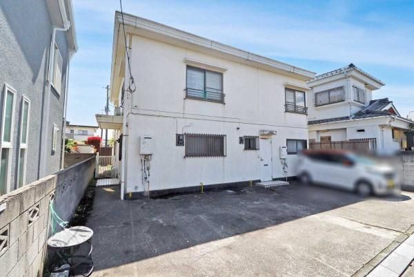 Land for Sale in Kokubunji Tokyo with Rebuildable Old House - Thumbnail 2