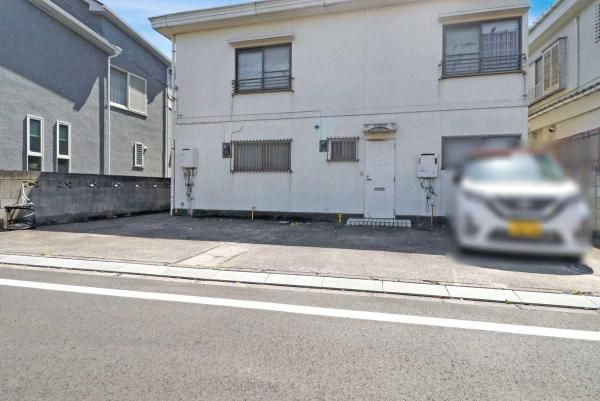 Land for Sale in Kokubunji Tokyo with Rebuildable Old House - Thumbnail 3