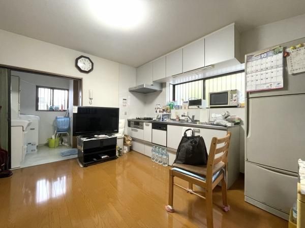 1955 4DK House in Yokohama Naka Ward | 128.44 sqm Land - Thumbnail 3