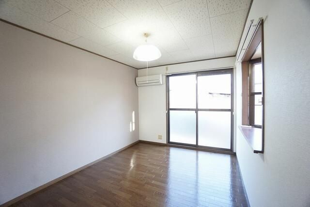 2DK Apartment for Rent in Isesaki, Gunma - 37,000 Yen - Thumbnail 4