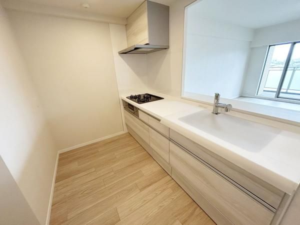 3LDK Apartment for Sale in Toda City, Saitama - Thumbnail 3