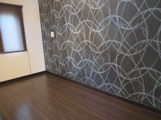 4LDK House for Sale in Omuta, Fukuoka with Garden and Parking - Thumbnail 4