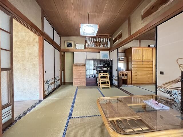 Used 5DK House in Sano, Tochigi - 112 sqm - Thumbnail 3