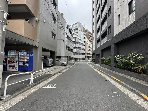 2LDK Apartment for Sale in Shinagawa, Tokyo - The Parkhouse Urbance - Thumbnail 4