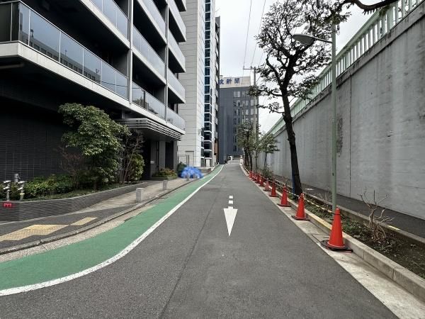 2LDK Apartment for Sale in Shinagawa, Tokyo - The Parkhouse Urbance - Thumbnail 3