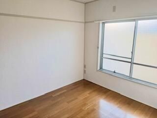3DK Apartment for Rent in Tachikawa, Tokyo - 45.36 sqm - Thumbnail 2