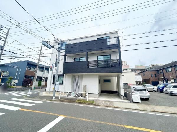 3LDK House for Sale in Chofu City, Tokyo - 98 sqm - Thumbnail 3