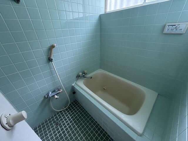 4SLDK House in Nishiizu, Shizuoka with Free Parking & Multi-Gen Potential - Thumbnail 3