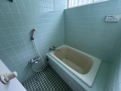 4SLDK House in Nishiizu, Shizuoka with Free Parking & Multi-Gen Potential — Bathroom, Nishiizu, Shizuoka