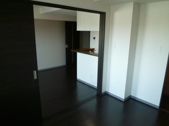 10-Story Apartment Building for Sale in Central Sapporo, Hokkaido - Thumbnail 4