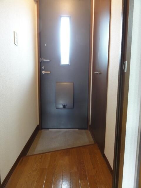 2DK Apartment for Rent in Soka City, Saitama - Thumbnail 4