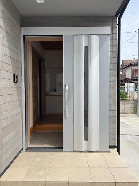 2SLDK Rental House in Takasaki, Gunma - 87.77 sqm - Thumbnail 2