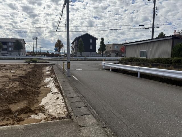 Land for Sale in Shirae-cho, Komatsu City, Ishikawa - Thumbnail 2