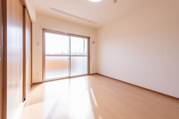 2LDK Apartment for Rent in Kurobe City, Toyama - Thumbnail 4