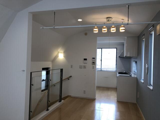 3LDK Detached House for Rent in Hatagadai, Shinagawa, Tokyo - Thumbnail 4