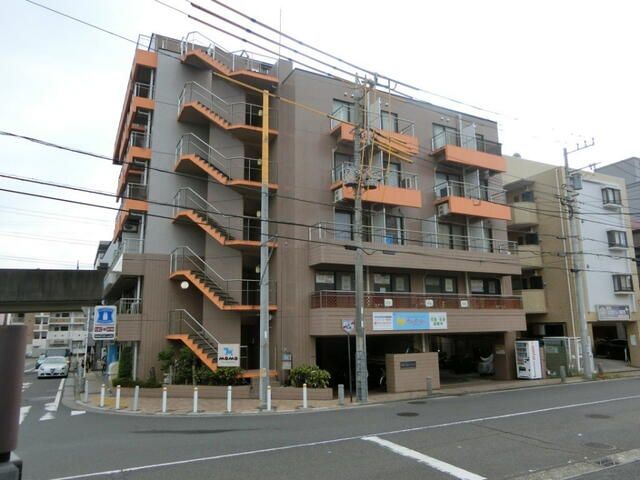 Commercial Unit for Rent in Nakamachidai, Yokohama - 90 sqm - Thumbnail 2