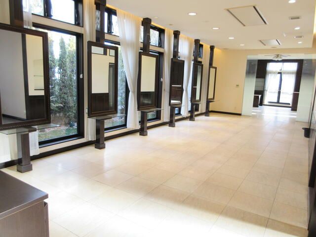 Commercial Shop for Rent in Sendai, Miyagi - 203.6 sqm - Thumbnail 3