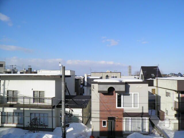 4LDK Apartment for Sale in Nishi Ward, Sapporo - Thumbnail 2