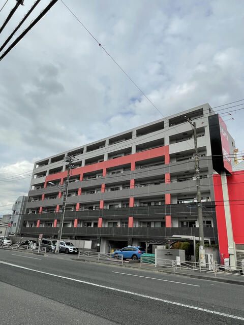2LDK Apartment for Sale in Isogo-ku, Yokohama - 60.27 sqm - Thumbnail 2