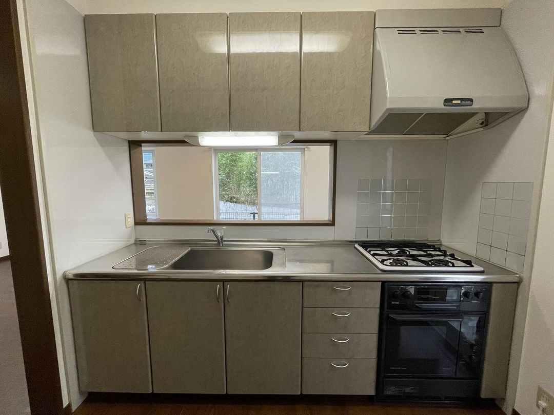 4LDK House for Sale in Niihama, Ehime | 660万円 - Thumbnail 2