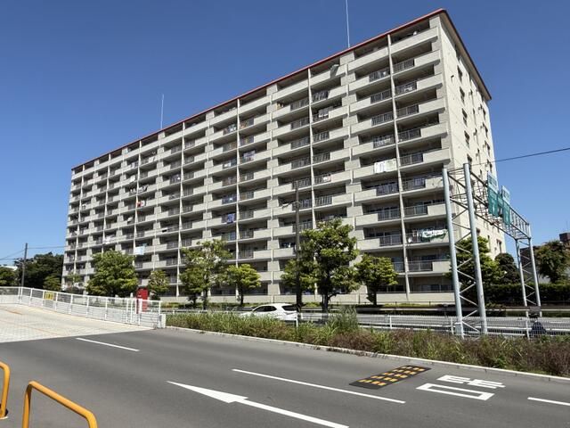 3DK Apartment for Sale in Funabashi, Chiba - 60.53 sqm - Thumbnail 2
