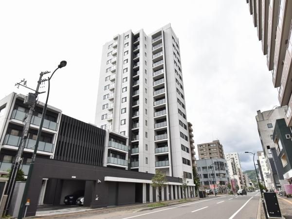 3LDK Apartment in Sapporo Chuo Ward - City House Maruyama - Thumbnail 2