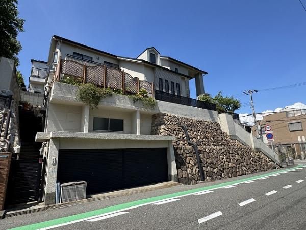 2SLDK Detached House for Sale in Nishinomiya, Hyogo - Image 1