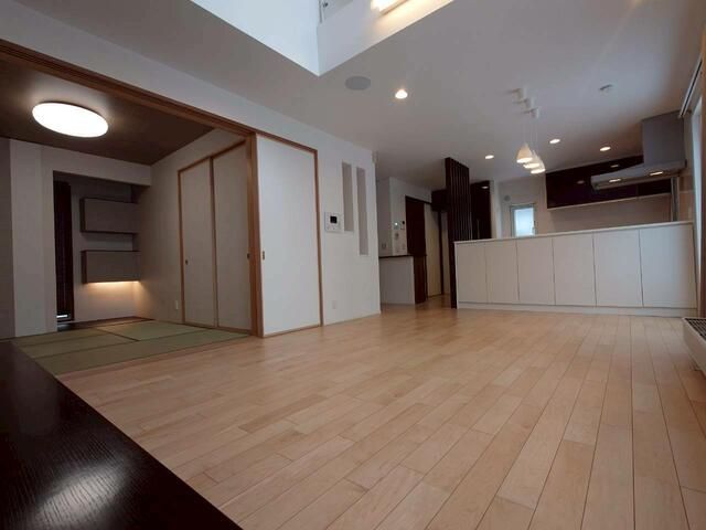 4LDK Detached House for Sale in Sapporo Chuo-ku, Hokkaido - Thumbnail 3