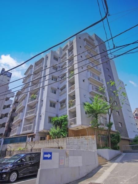 Villa Royal Hirakawa Commercial Unit for Sale in Chiyoda, Tokyo - Thumbnail 2