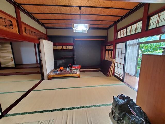 Spacious 7DK House with Workshop in Eiheiji Town, Fukui - Image 22