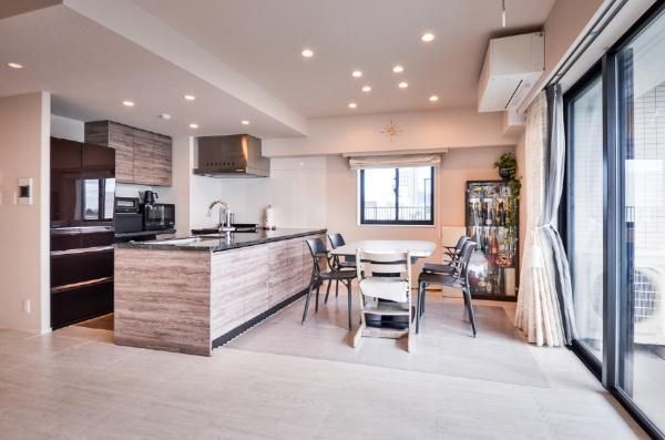 Atlas Kaga 3LDK Condo for Sale in Itabashi, Tokyo - Thumbnail 2