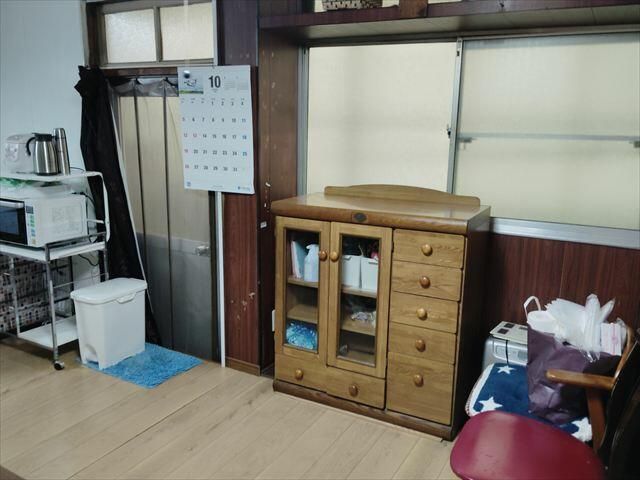 4DK House for Sale in Miyazaki City with Parking for Two Cars - Thumbnail 2