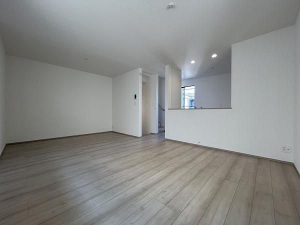 New 3SLDK House Near Tono Station, Saitama City - 102 sqm - Thumbnail 2